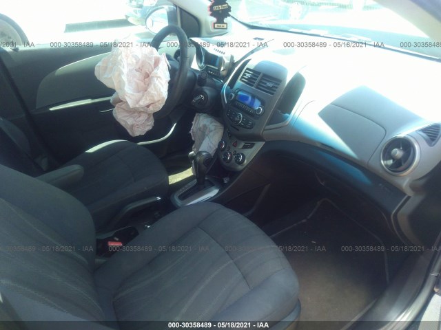 Photo 4 VIN: 1G1JC5SH7C4143464 - CHEVROLET SONIC 