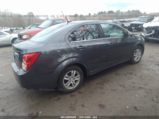 Photo 3 VIN: 1G1JC5SH7C4222715 - CHEVROLET SONIC 