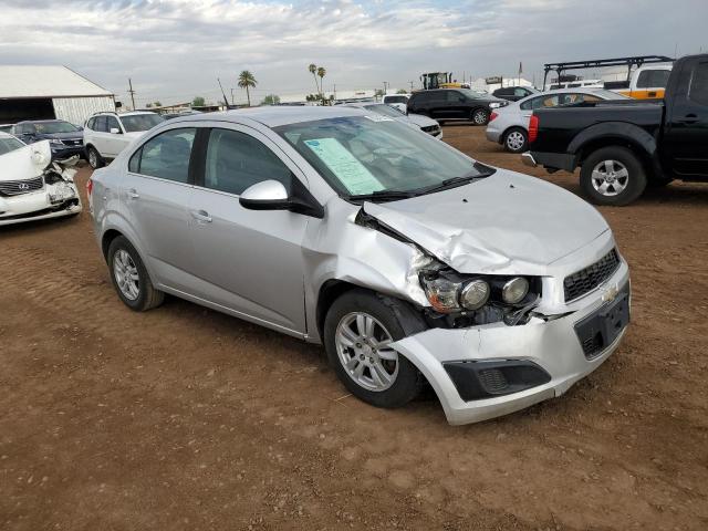 Photo 3 VIN: 1G1JC5SH7E4142706 - CHEVROLET SONIC LT 