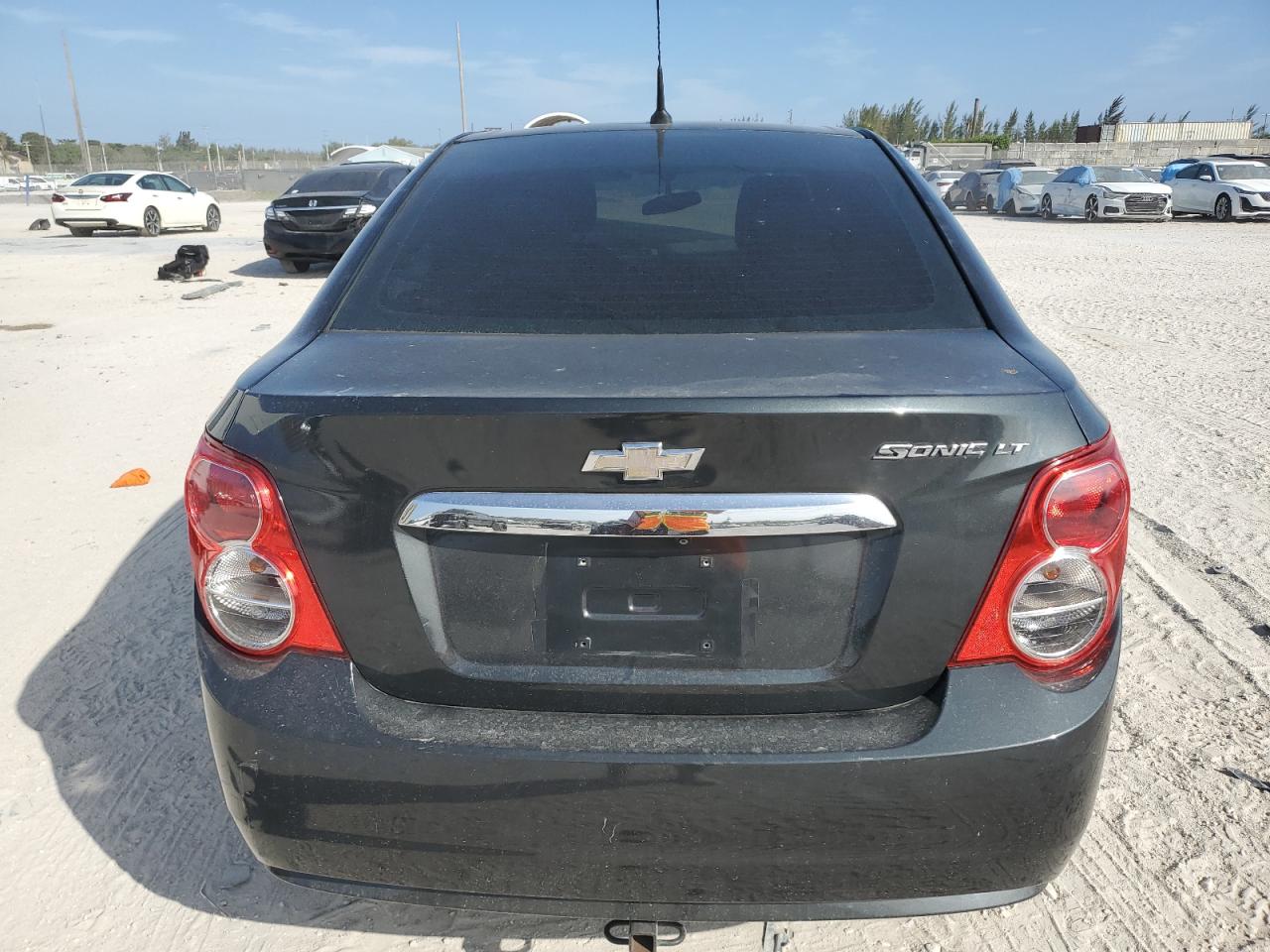 Photo 5 VIN: 1G1JC5SH7E4207375 - CHEVROLET SONIC 