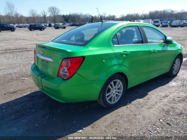 Photo 3 VIN: 1G1JC5SH7E4225777 - CHEVROLET SONIC 