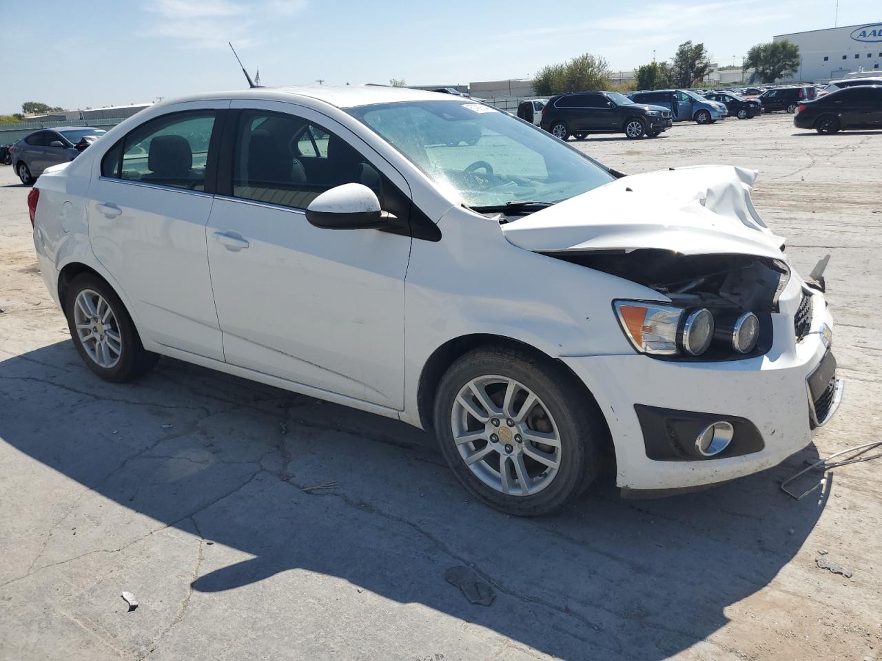 Photo 3 VIN: 1G1JC5SH7E4236312 - CHEVROLET SONIC 