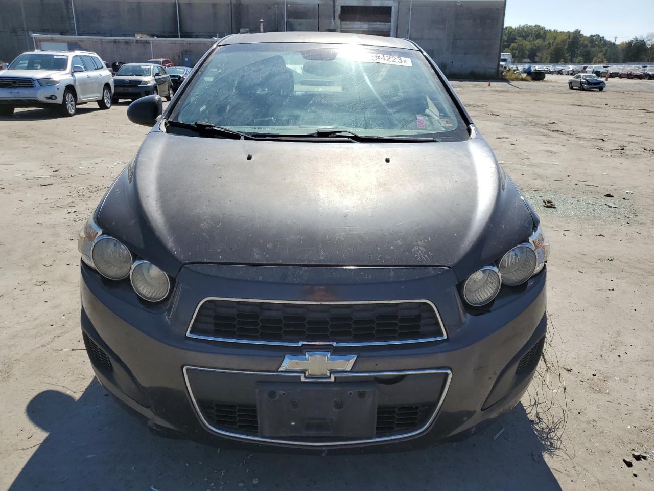 Photo 4 VIN: 1G1JC5SH7F4104619 - CHEVROLET SONIC 