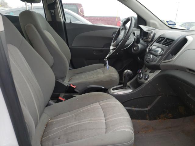 Photo 4 VIN: 1G1JC5SH7F4122702 - CHEVROLET SONIC LT 