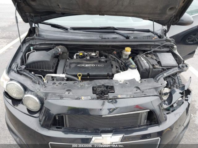 Photo 9 VIN: 1G1JC5SH7F4127639 - CHEVROLET SONIC 