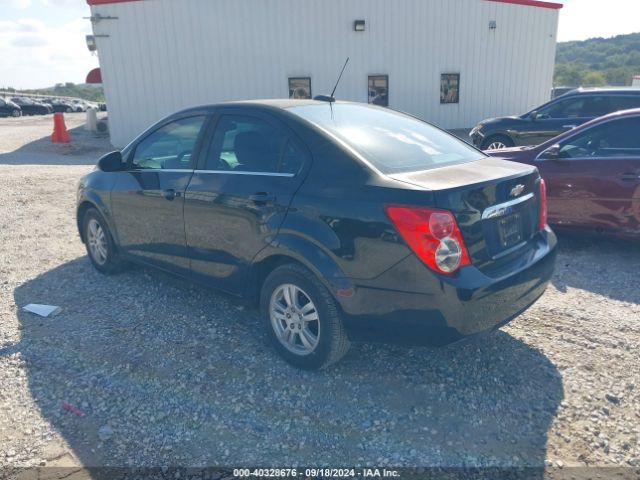 Photo 2 VIN: 1G1JC5SH7F4152489 - CHEVROLET SONIC 