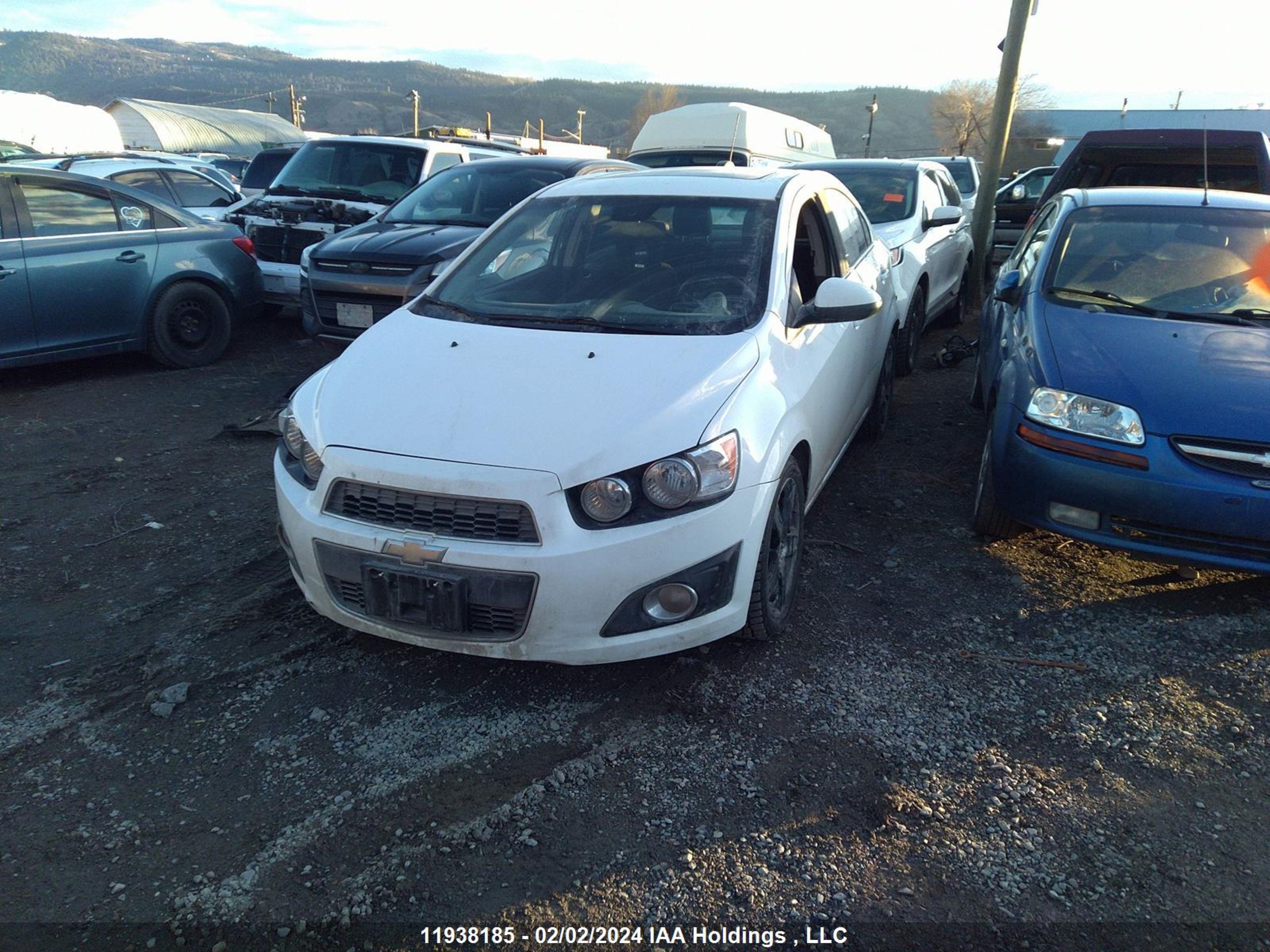 Photo 1 VIN: 1G1JC5SH7F4190014 - CHEVROLET SONIC 