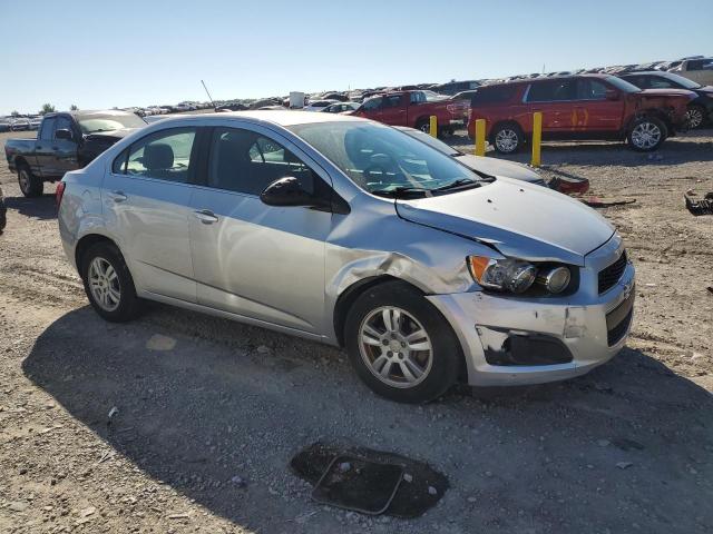 Photo 3 VIN: 1G1JC5SH7G4109952 - CHEVROLET SONIC LT 