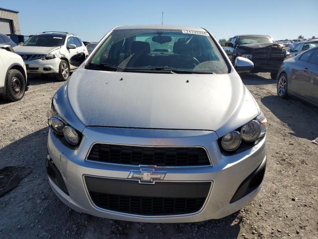 Photo 4 VIN: 1G1JC5SH7G4109952 - CHEVROLET SONIC LT 