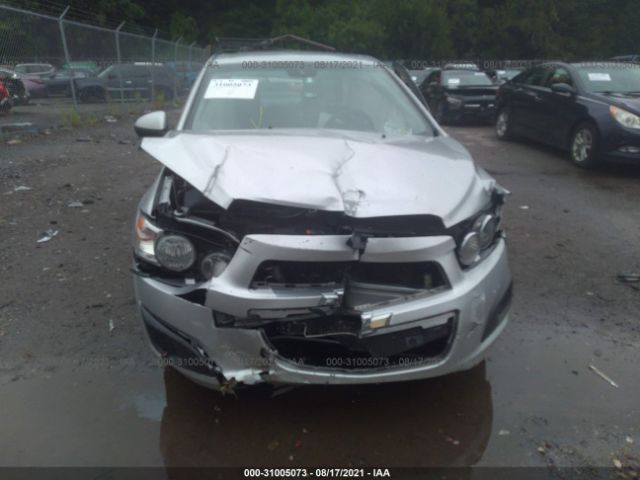 Photo 5 VIN: 1G1JC5SH7G4158004 - CHEVROLET SONIC 