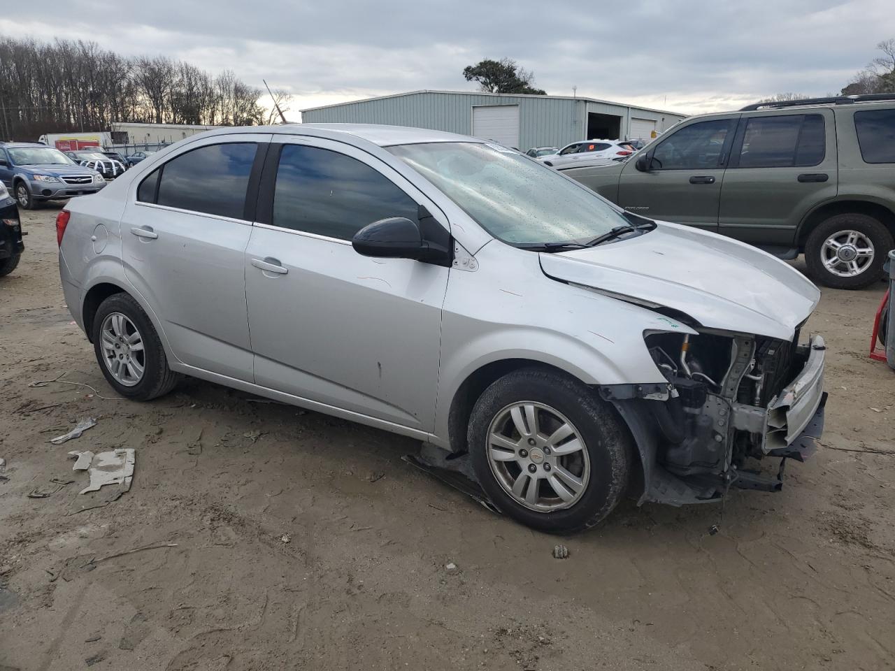 Photo 3 VIN: 1G1JC5SH8C4118864 - CHEVROLET SONIC 