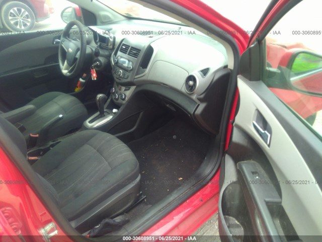 Photo 4 VIN: 1G1JC5SH8C4138435 - CHEVROLET SONIC 