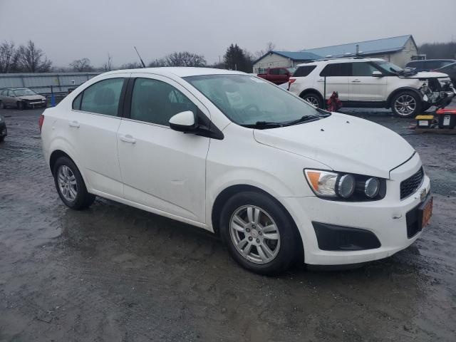 Photo 3 VIN: 1G1JC5SH8C4152741 - CHEVROLET SONIC 