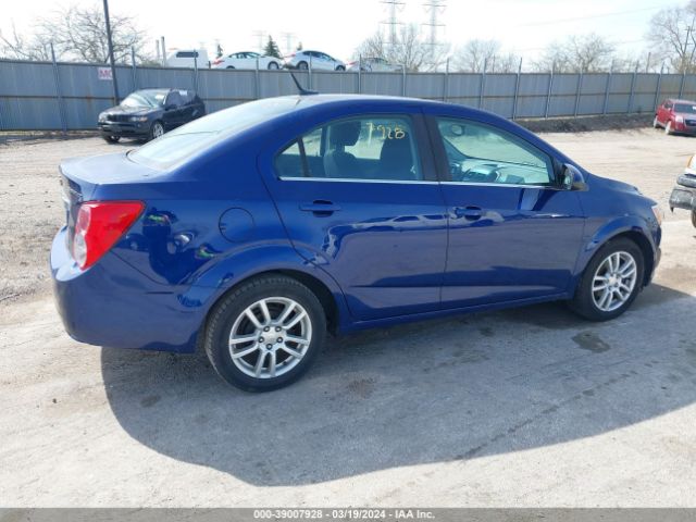 Photo 3 VIN: 1G1JC5SH8C4220892 - CHEVROLET SONIC 