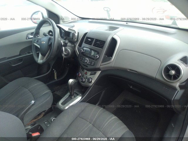 Photo 4 VIN: 1G1JC5SH8D4109468 - CHEVROLET SONIC 