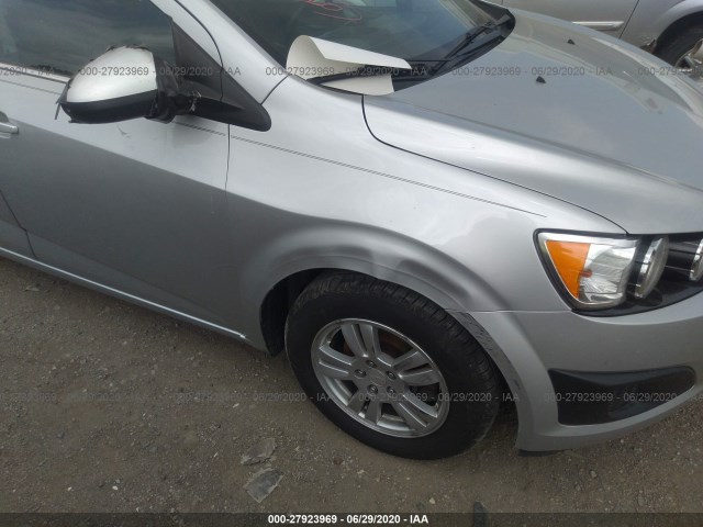 Photo 5 VIN: 1G1JC5SH8D4109468 - CHEVROLET SONIC 