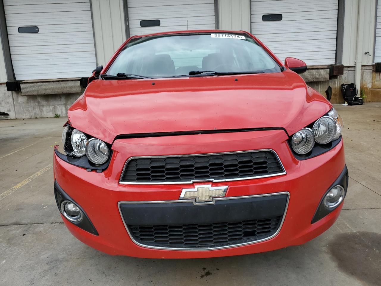 Photo 4 VIN: 1G1JC5SH8D4134242 - CHEVROLET SONIC 