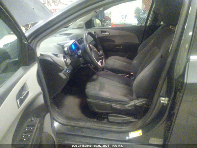 Photo 4 VIN: 1G1JC5SH8D4161120 - CHEVROLET SONIC 