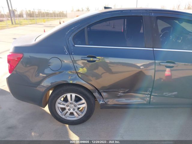 Photo 5 VIN: 1G1JC5SH8D4167175 - CHEVROLET SONIC 