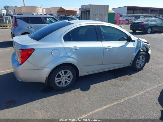 Photo 3 VIN: 1G1JC5SH8D4207139 - CHEVROLET SONIC 