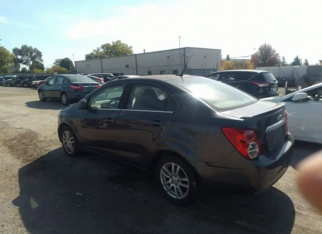 Photo 2 VIN: 1G1JC5SH8D4207917 - CHEVROLET SONIC 