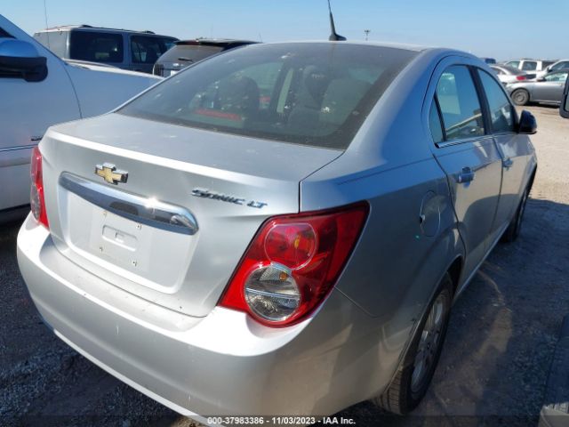 Photo 3 VIN: 1G1JC5SH8E4106345 - CHEVROLET SONIC 