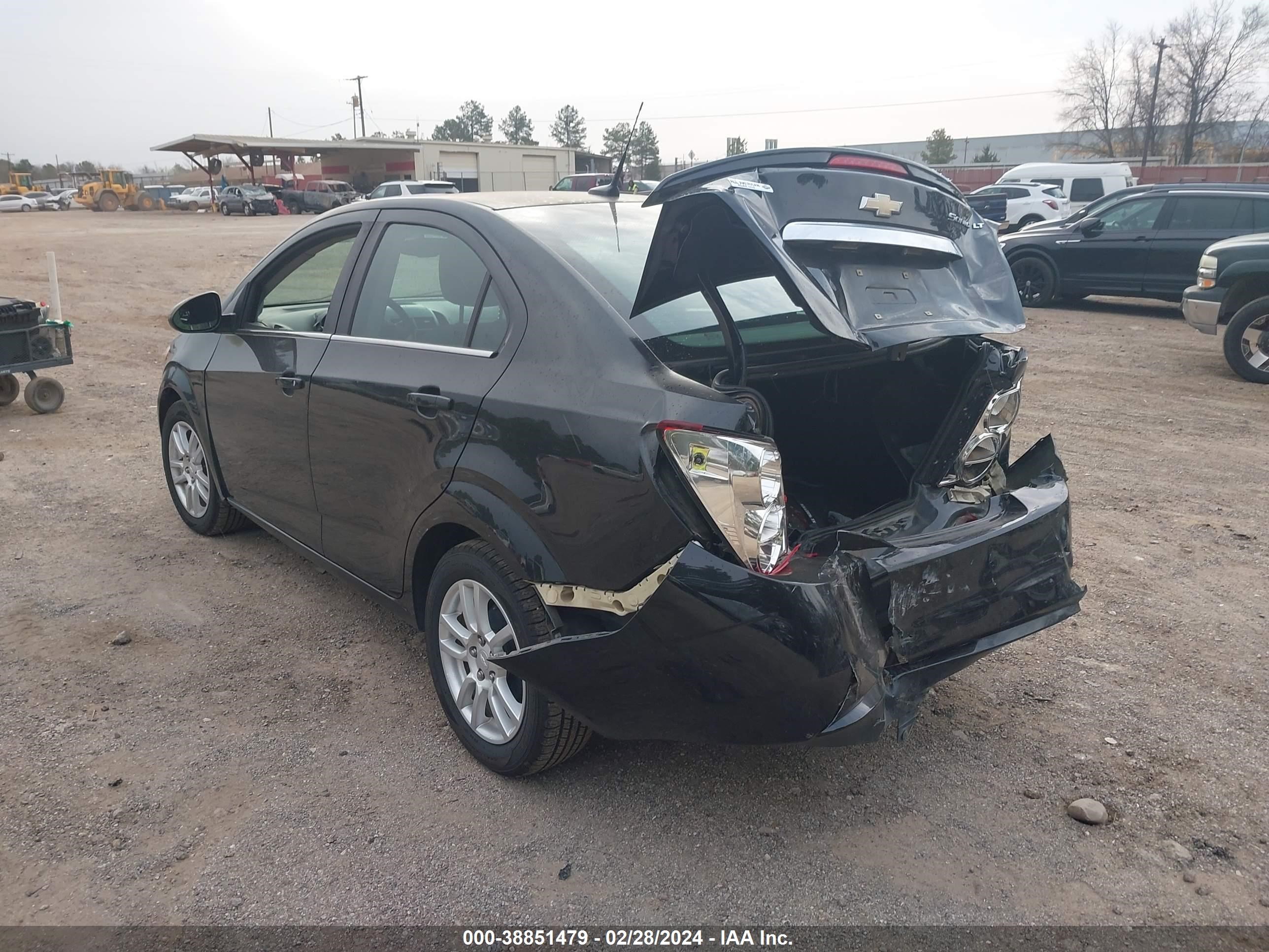 Photo 2 VIN: 1G1JC5SH8E4170742 - CHEVROLET SONIC 