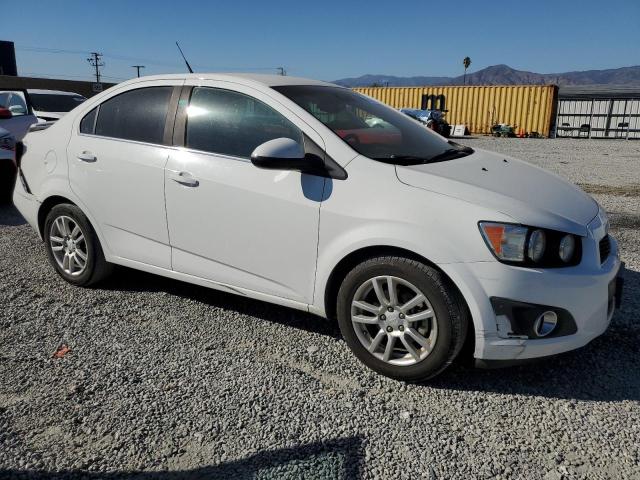 Photo 3 VIN: 1G1JC5SH8E4181479 - CHEVROLET SONIC LT 