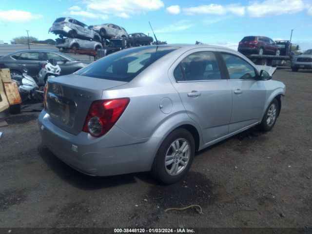 Photo 3 VIN: 1G1JC5SH8E4202511 - CHEVROLET SONIC 