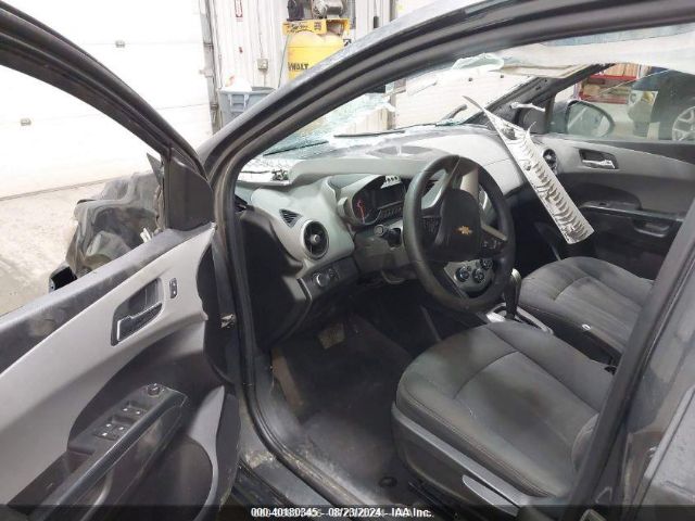 Photo 4 VIN: 1G1JC5SH8F4169012 - CHEVROLET SONIC 