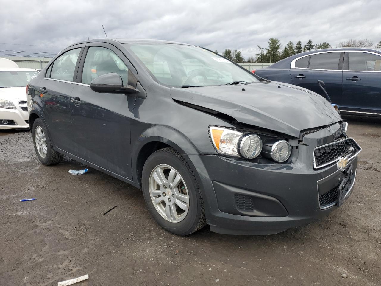 Photo 3 VIN: 1G1JC5SH8G4184983 - CHEVROLET SONIC 