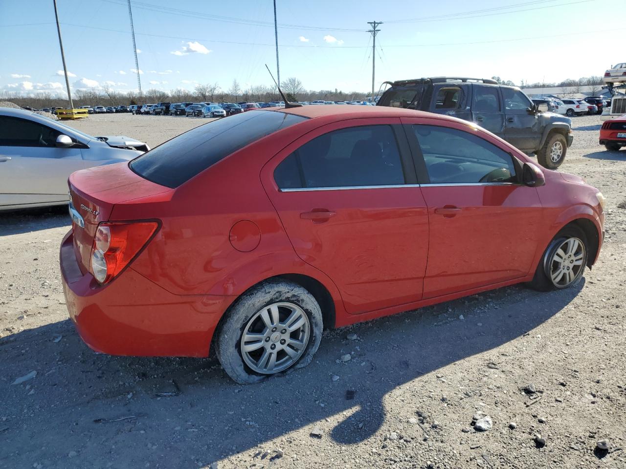 Photo 2 VIN: 1G1JC5SH9C4107842 - CHEVROLET SONIC 