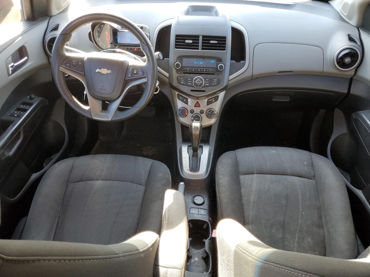 Photo 7 VIN: 1G1JC5SH9C4107842 - CHEVROLET SONIC 