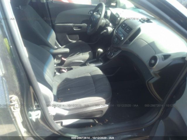 Photo 4 VIN: 1G1JC5SH9C4124088 - CHEVROLET SONIC 