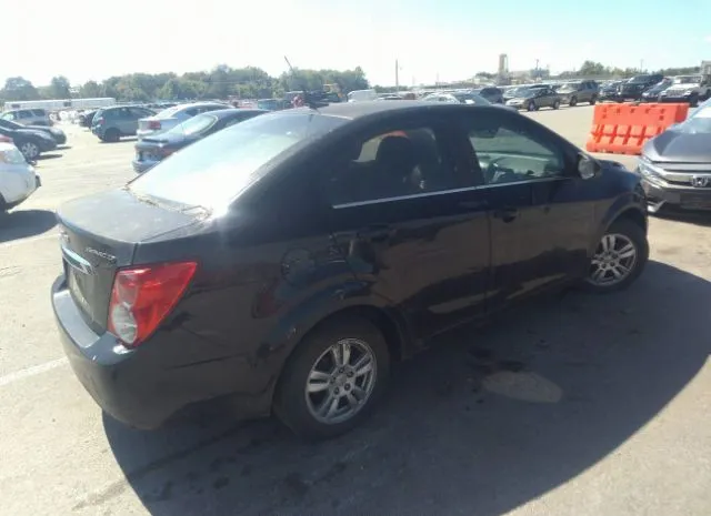 Photo 3 VIN: 1G1JC5SH9C4140789 - CHEVROLET SONIC 