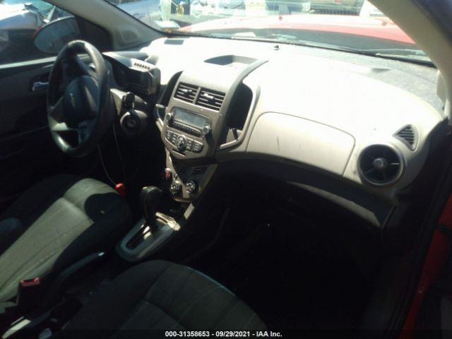 Photo 4 VIN: 1G1JC5SH9C4178555 - CHEVROLET SONIC 