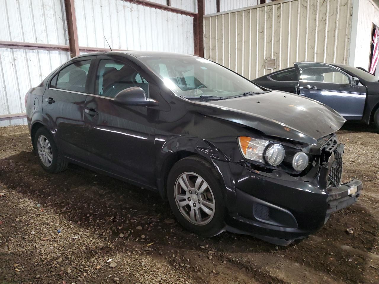 Photo 3 VIN: 1G1JC5SH9E4120738 - CHEVROLET SONIC 