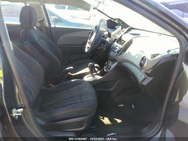 Photo 4 VIN: 1G1JC5SH9E4172144 - CHEVROLET SONIC 