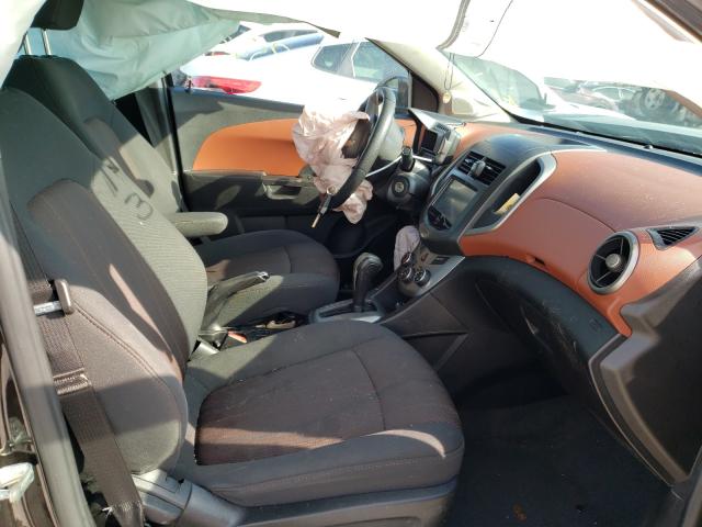 Photo 4 VIN: 1G1JC5SH9E4186576 - CHEVROLET SONIC LT 