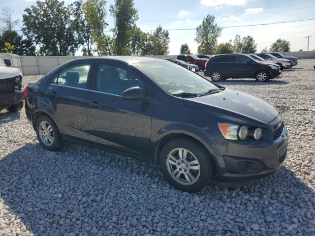 Photo 3 VIN: 1G1JC5SH9E4240913 - CHEVROLET SONIC LT 