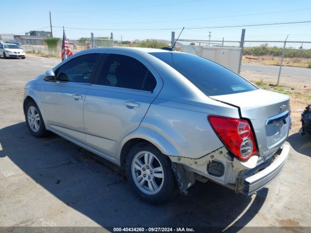 Photo 2 VIN: 1G1JC5SH9F4113418 - CHEVROLET SONIC 