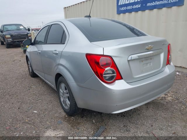 Photo 2 VIN: 1G1JC5SH9F4125830 - CHEVROLET SONIC 