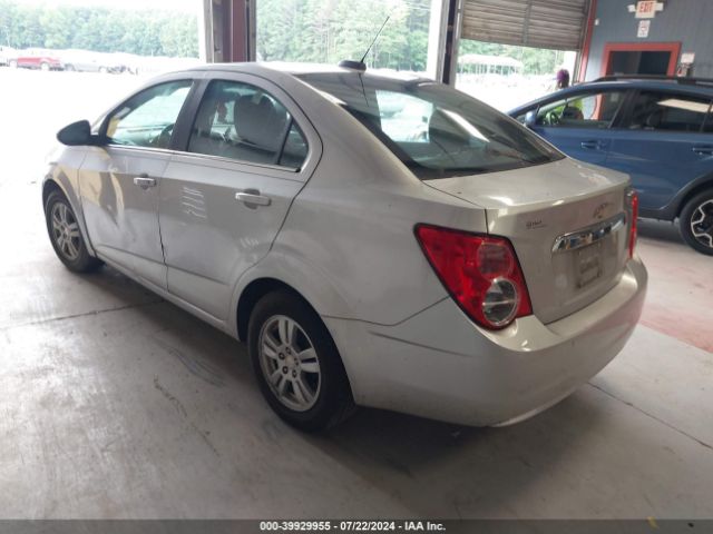 Photo 2 VIN: 1G1JC5SH9F4181086 - CHEVROLET SONIC 