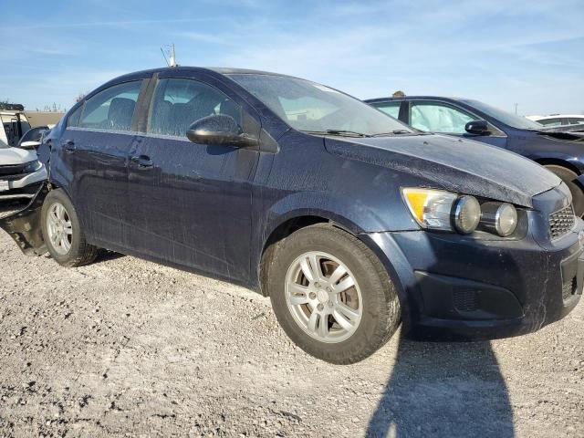 Photo 3 VIN: 1G1JC5SH9F4220565 - CHEVROLET SONIC LT 