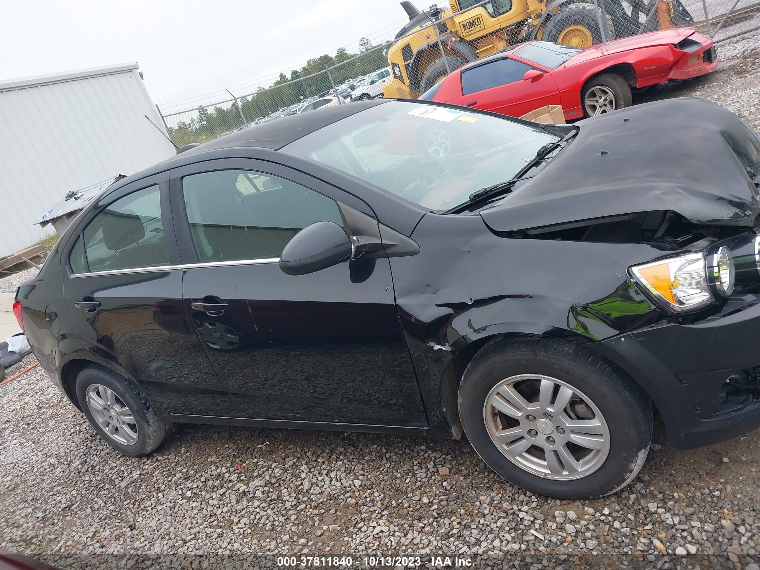 Photo 12 VIN: 1G1JC5SH9G4116935 - CHEVROLET SONIC 