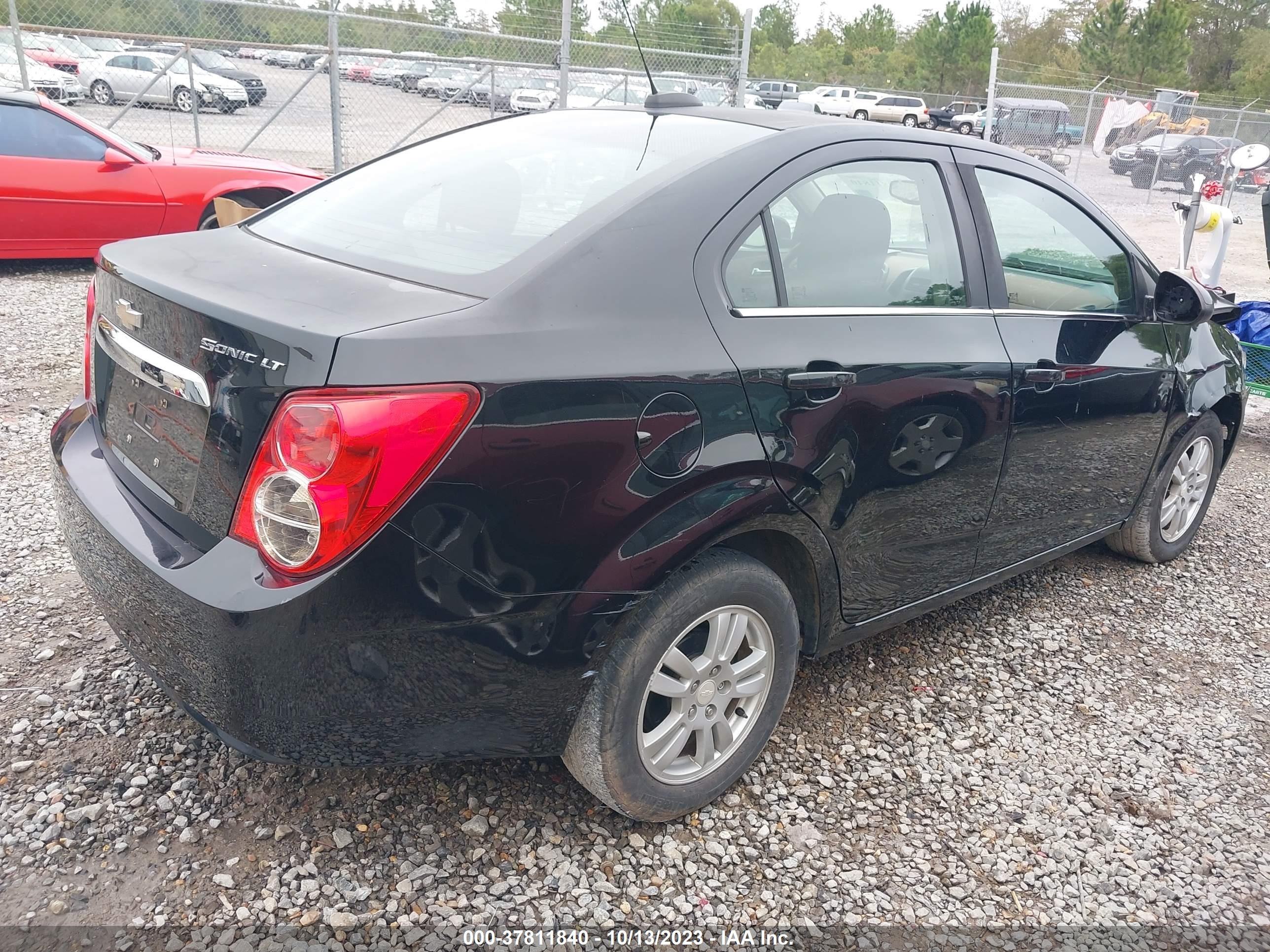 Photo 3 VIN: 1G1JC5SH9G4116935 - CHEVROLET SONIC 