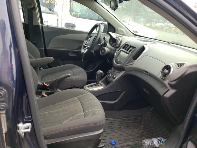 Photo 4 VIN: 1G1JC5SH9G4121021 - CHEVROLET SONIC LT 