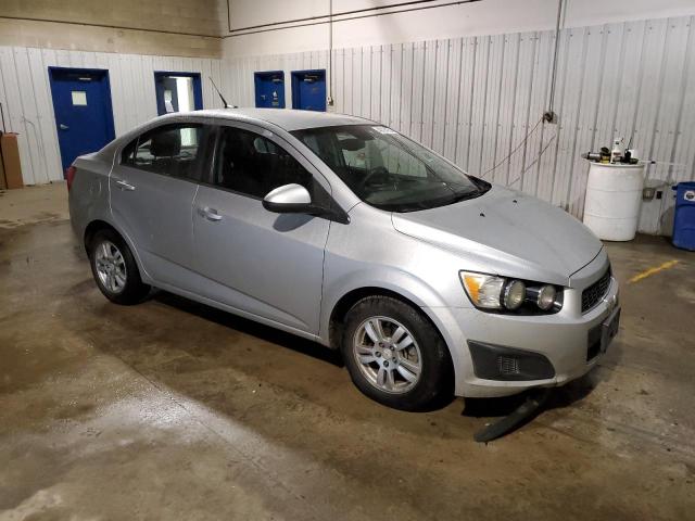 Photo 3 VIN: 1G1JC5SHXC4146035 - CHEVROLET SONIC 