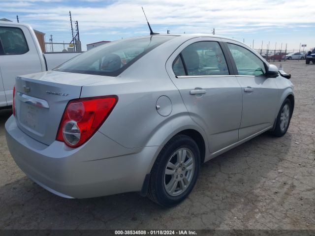 Photo 3 VIN: 1G1JC5SHXC4152420 - CHEVROLET SONIC 