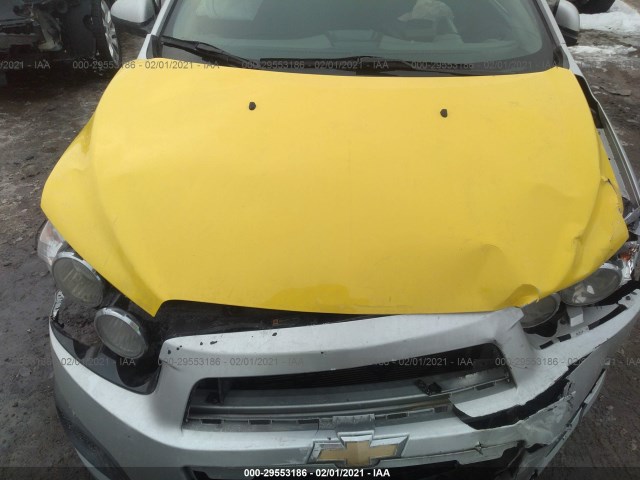 Photo 9 VIN: 1G1JC5SHXE4228155 - CHEVROLET SONIC 